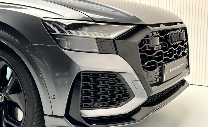 AUDI RSQ8