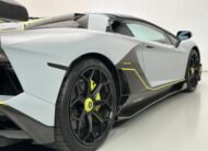 Lamborghini Aventator SVJ Roadster