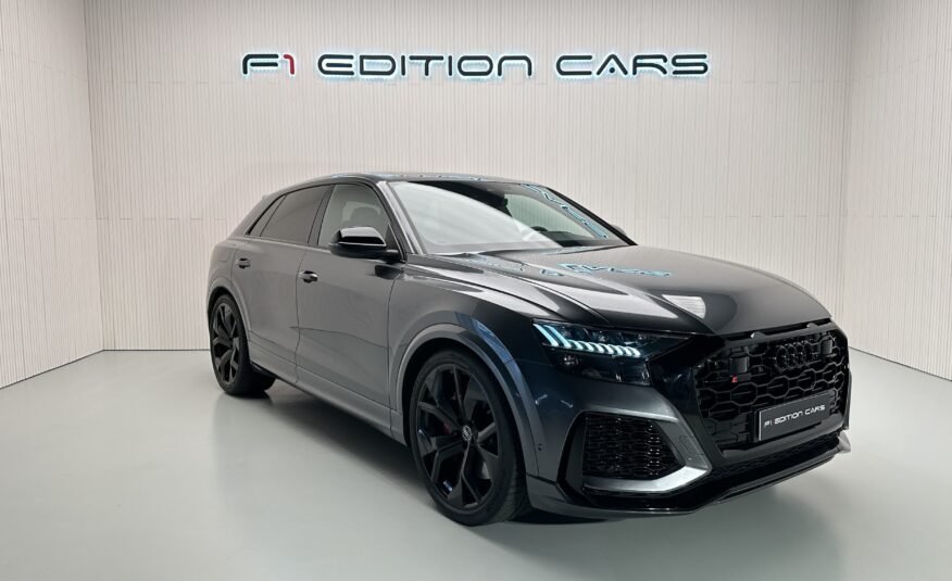 AUDI RSQ8