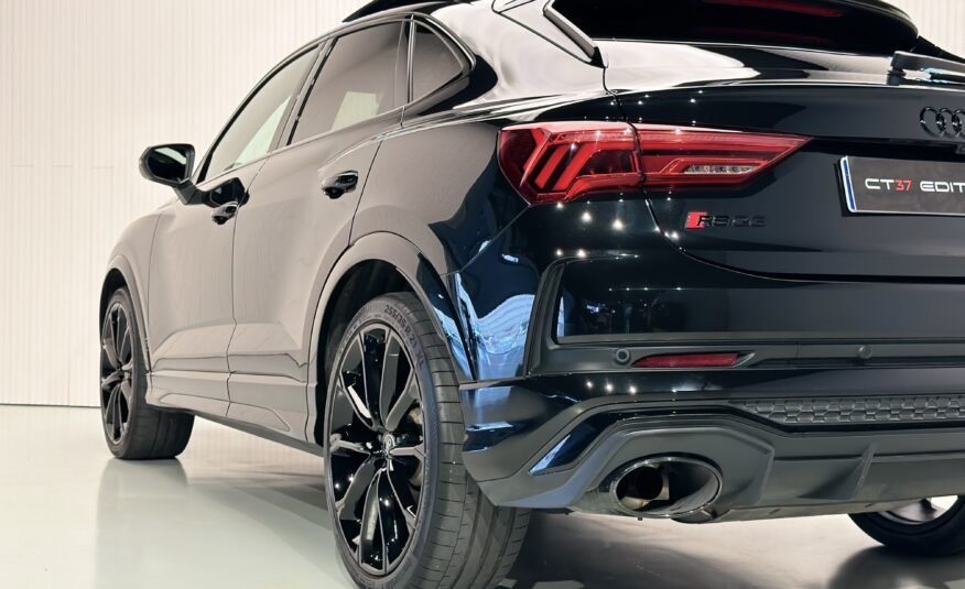 Audi RSQ3 Sportback Full Black