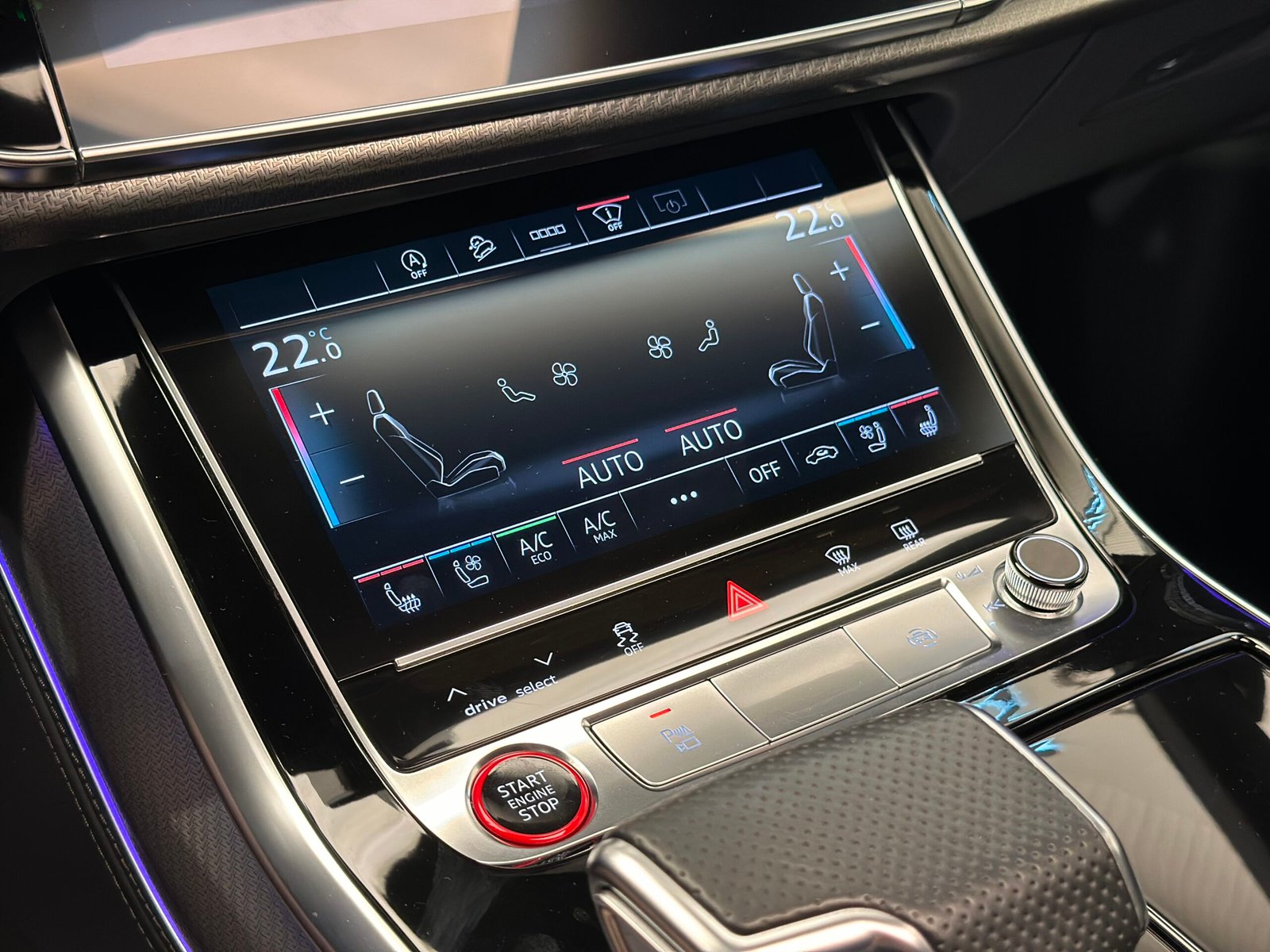 Audi RSQ8 Full Black