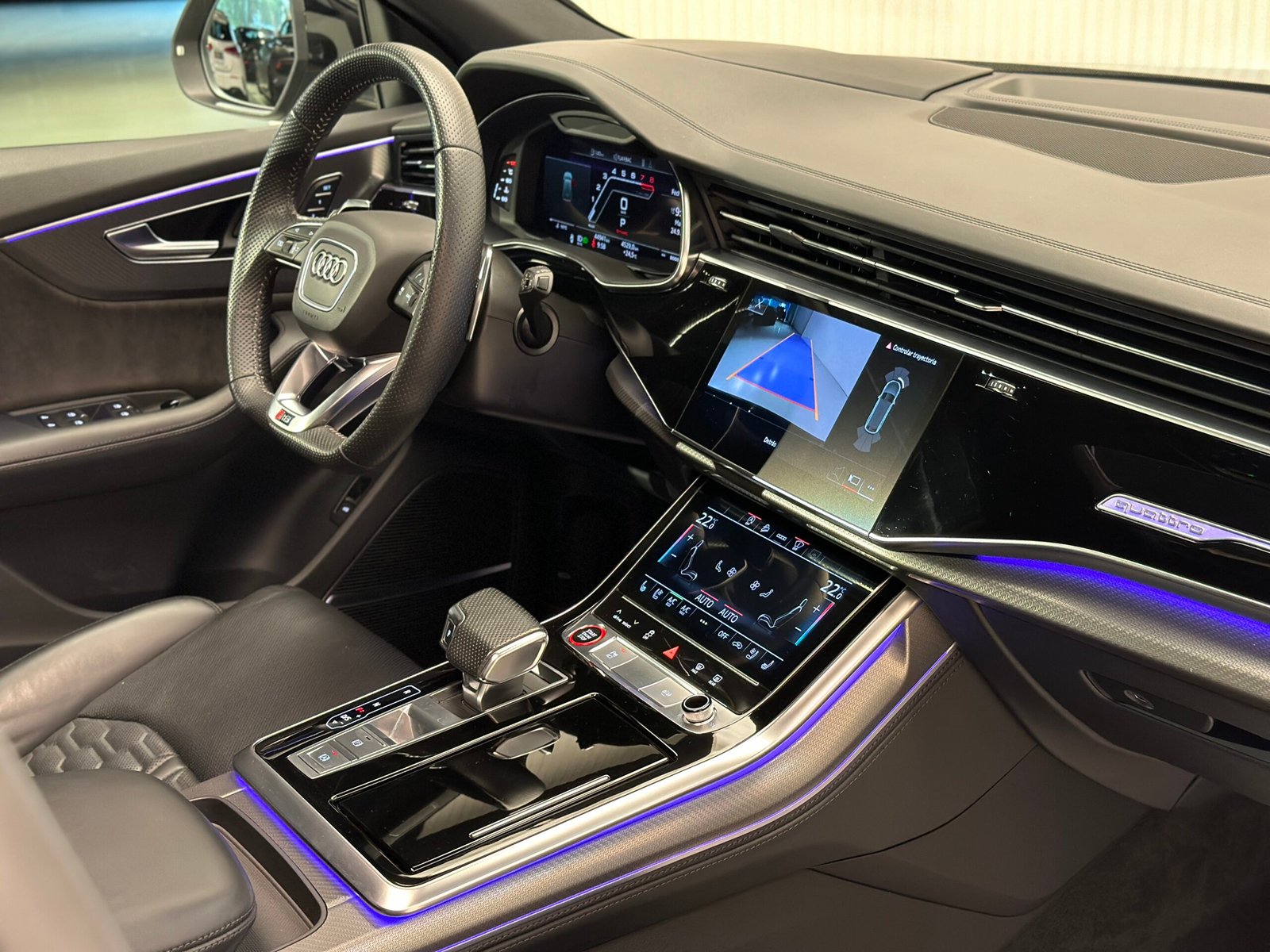 Audi RSQ8 Full Black