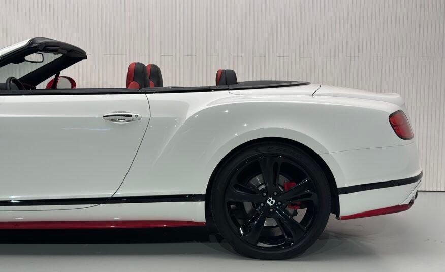 Bentley Continental GT Speed Cabrio Black Edition St. James