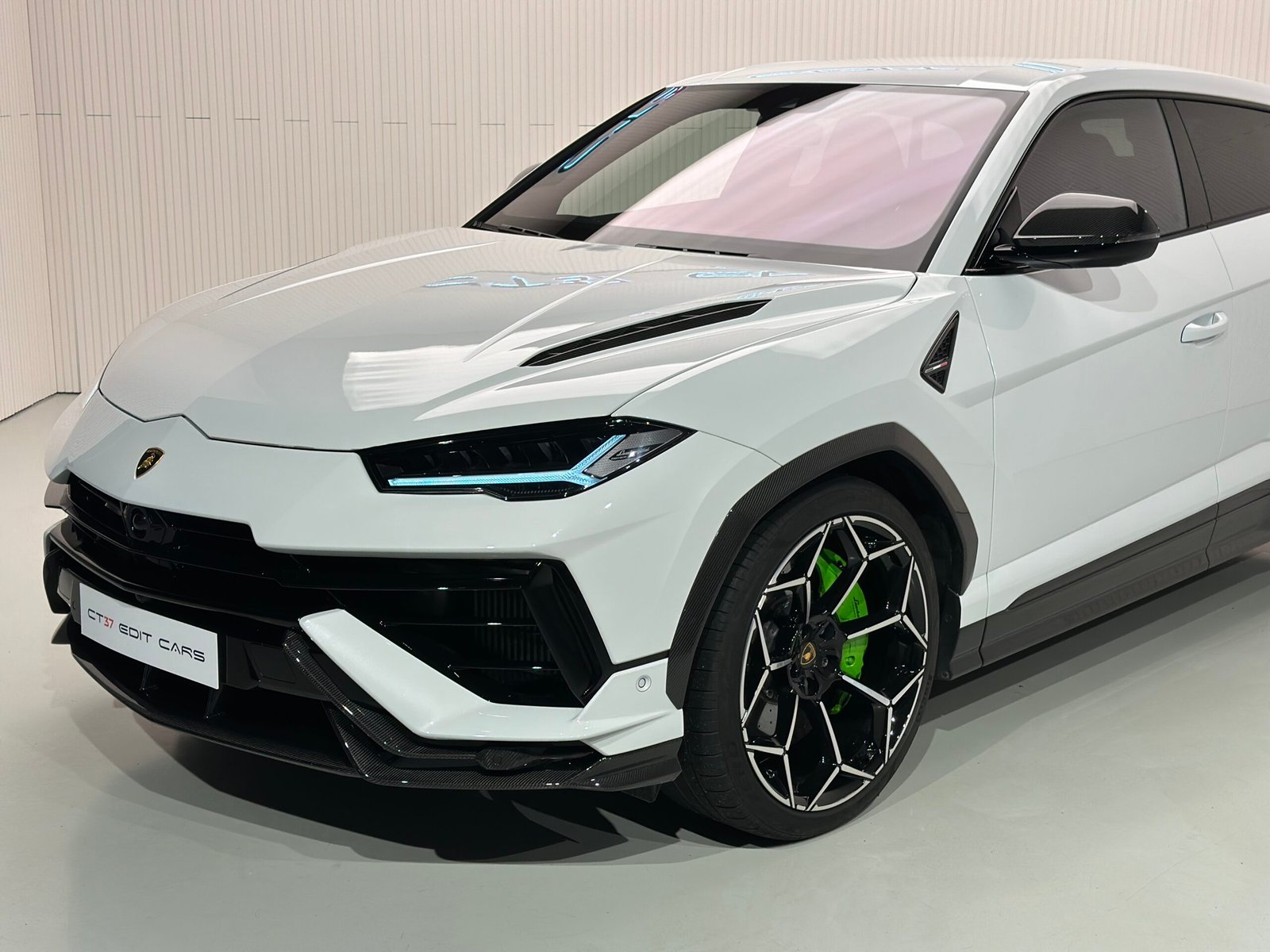 Lamborghini Urus Performante 60 Aniversario