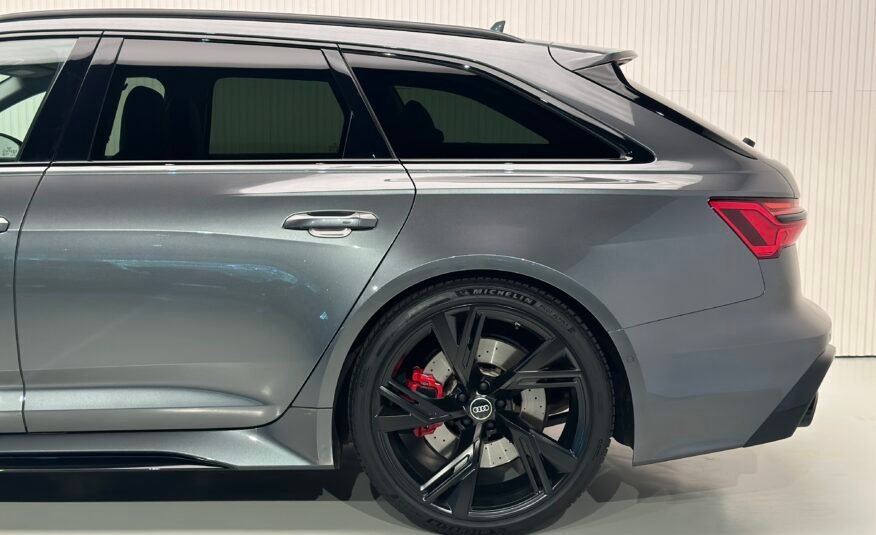 AUDI RS6 Avant Daytona