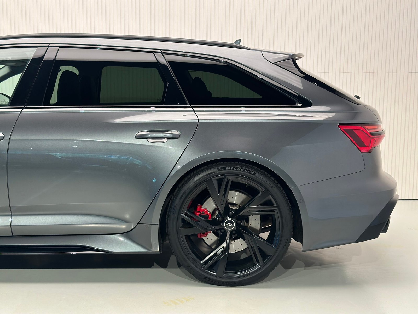 AUDI RS6 Avant Daytona