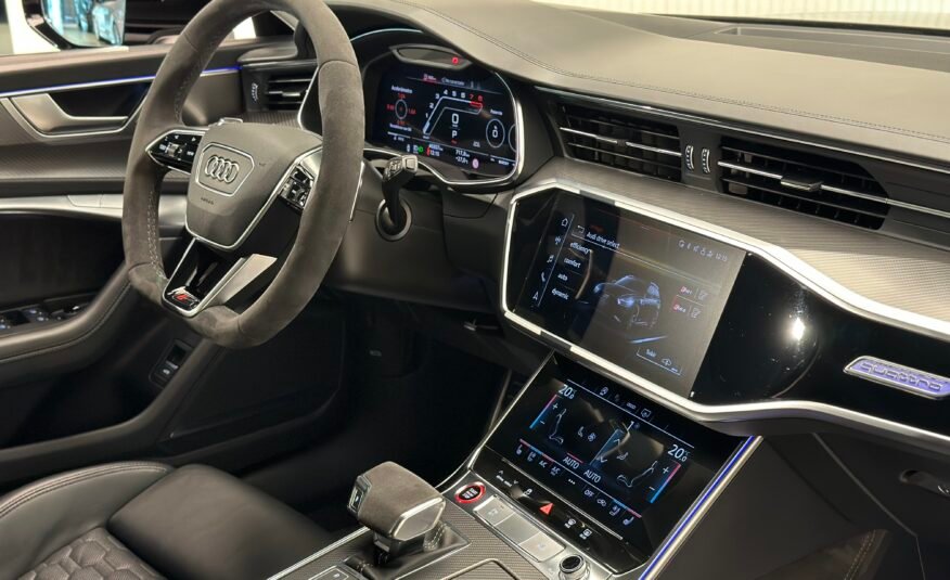 AUDI RS6 Avant Daytona