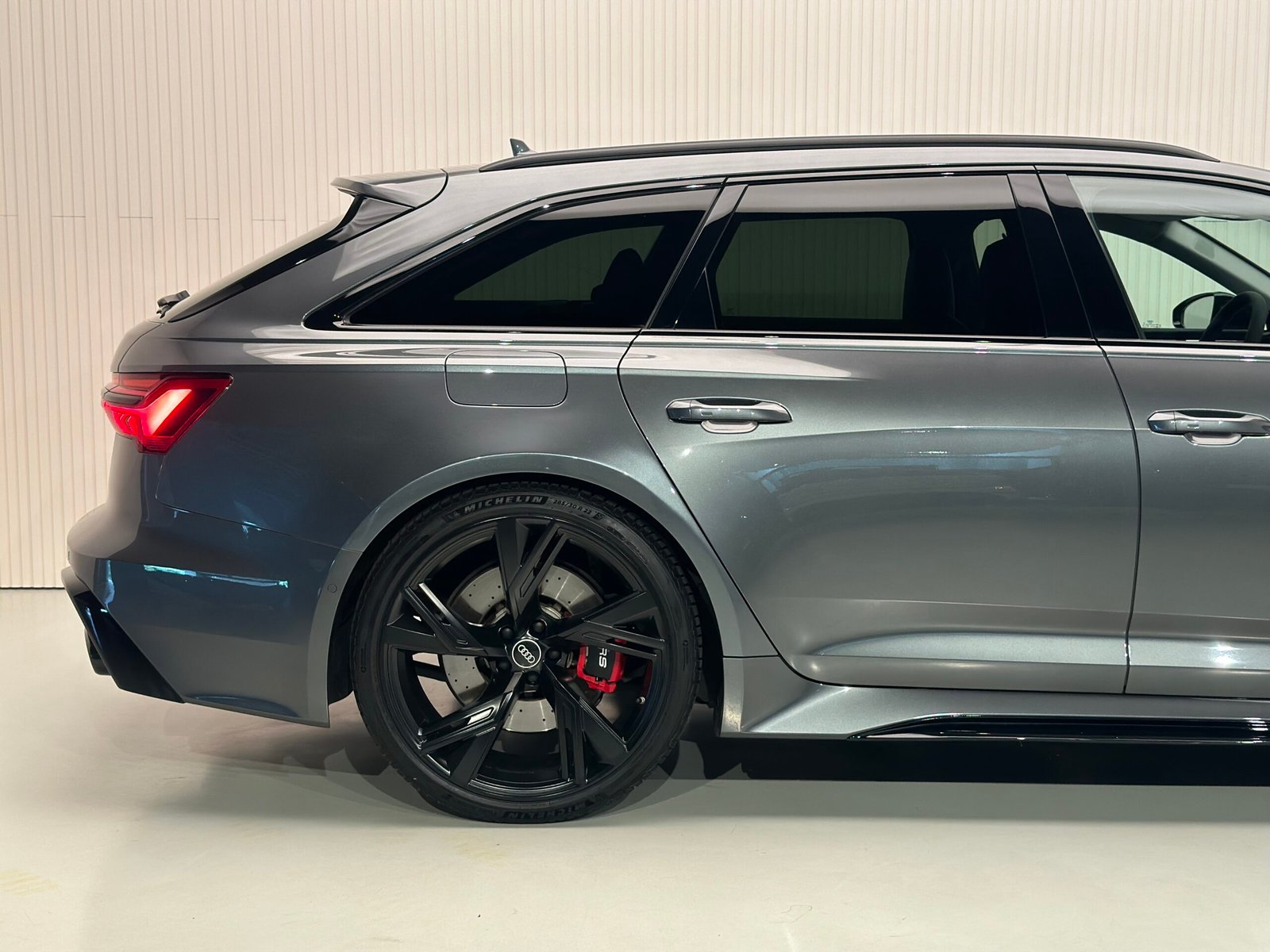 AUDI RS6 Avant Daytona