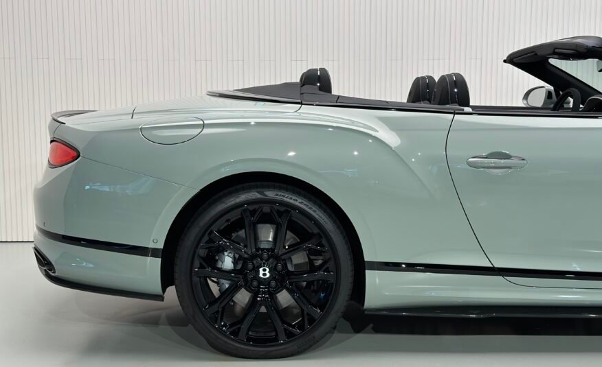 Bentley Continental GTC Speed Edition V12
