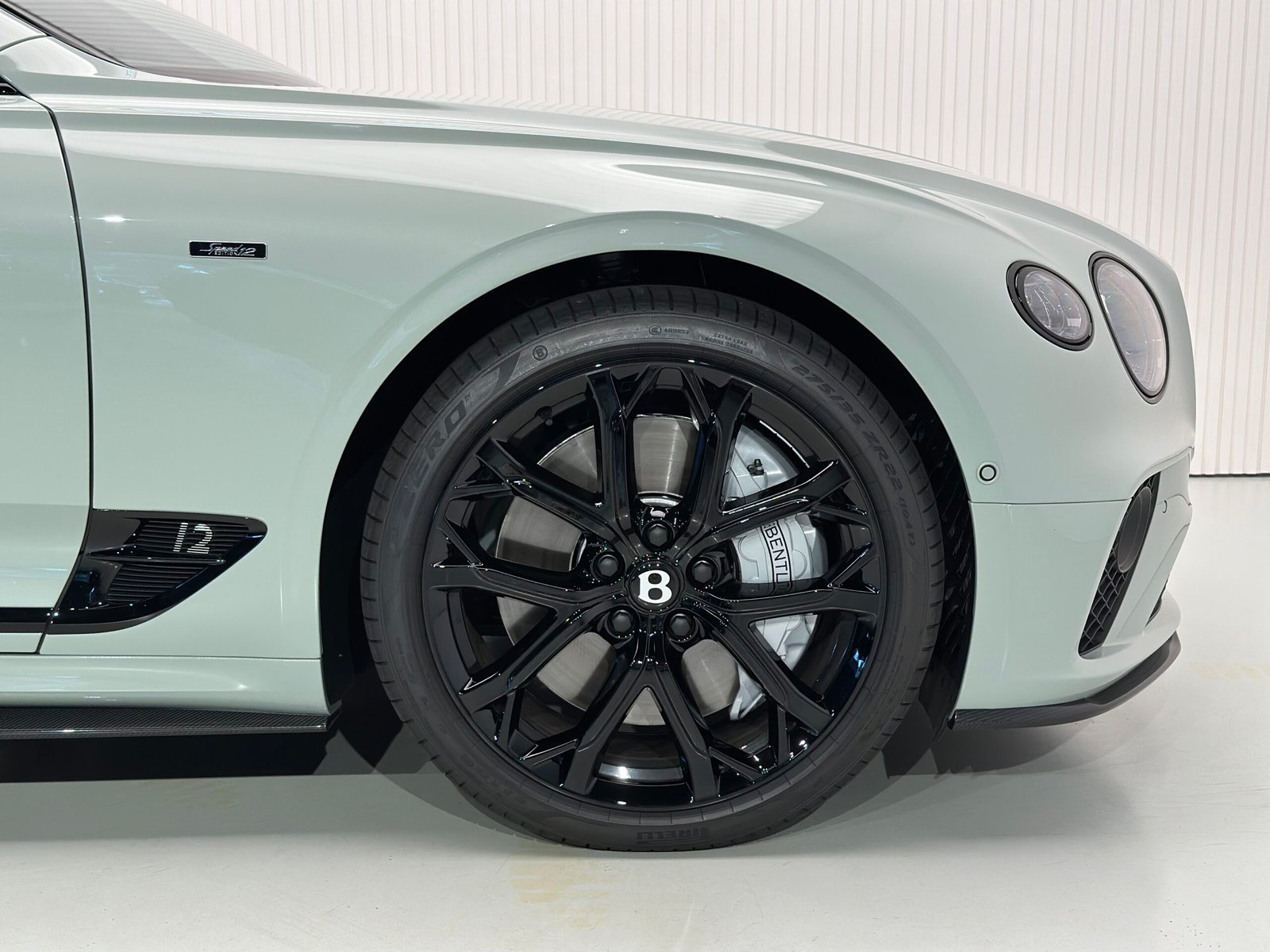 Bentley Continental GTC Speed Edition V12