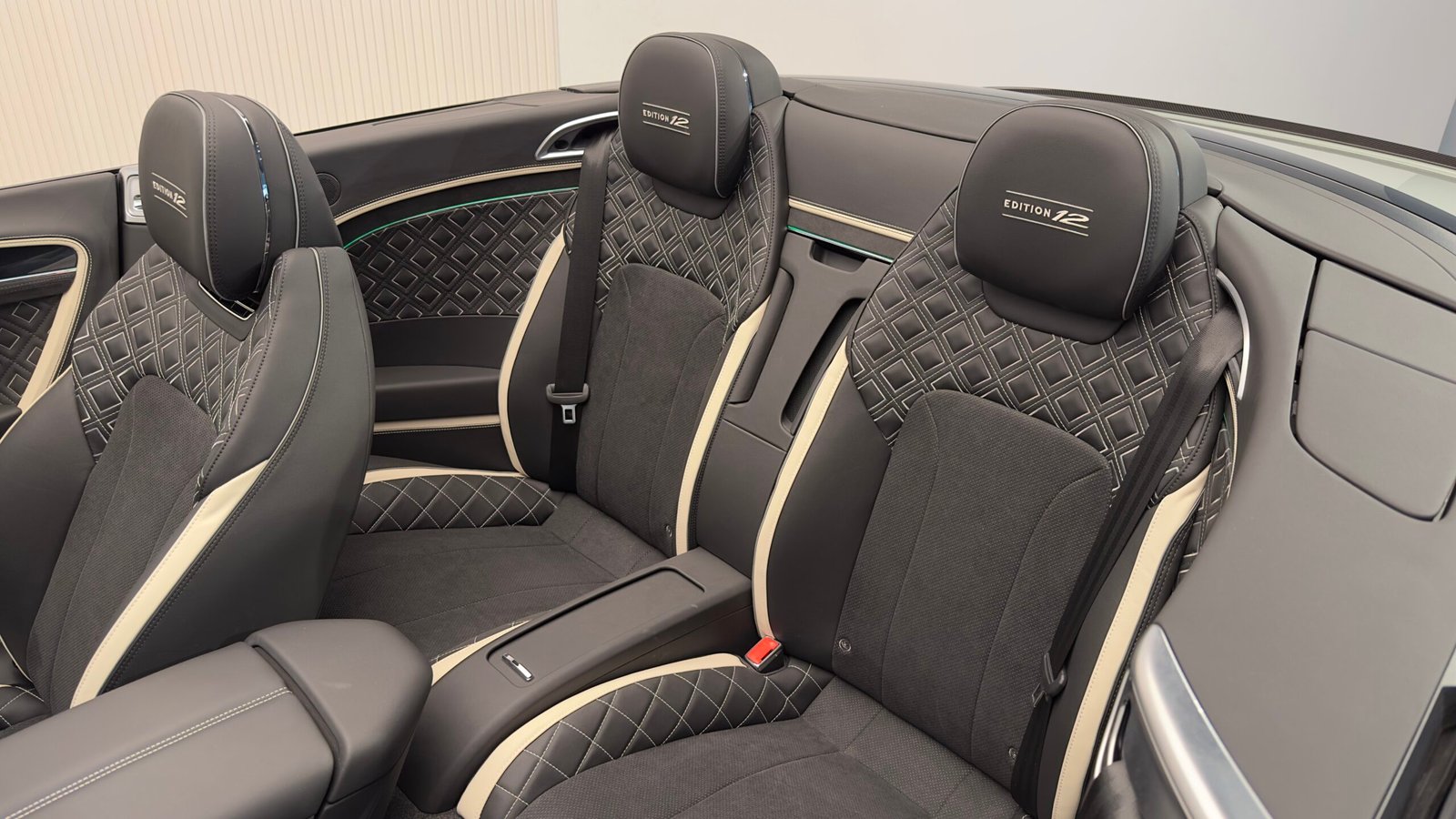 Bentley Continental GTC Speed Edition V12