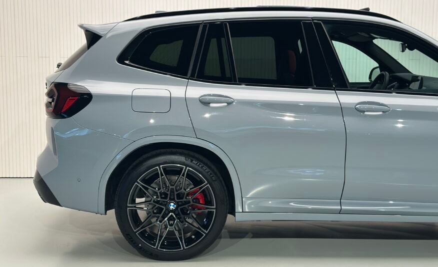 BMW X3M Competition