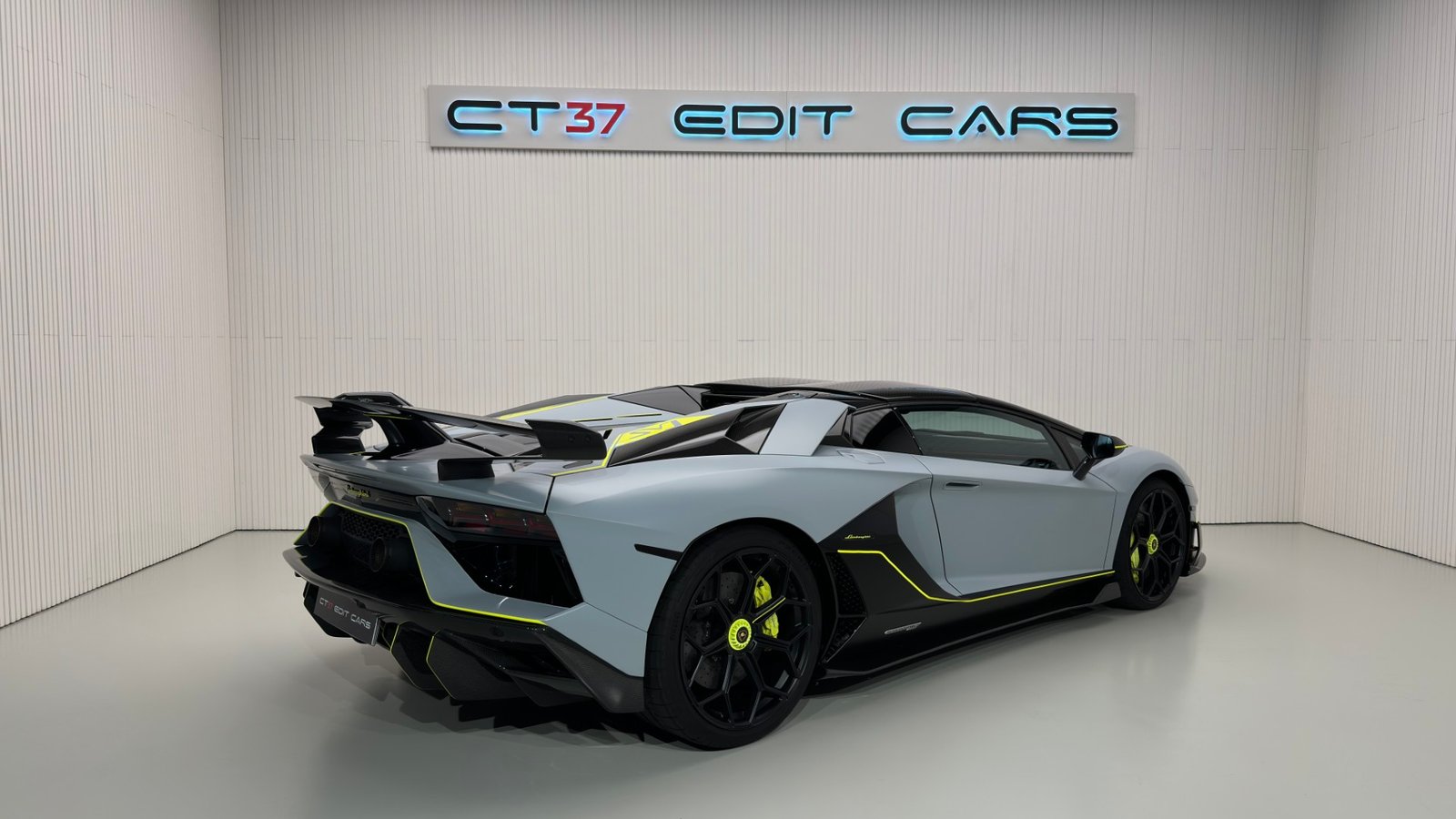Lamborghini Aventator SVJ Roadster