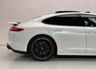 Porsche Panamera Turbo