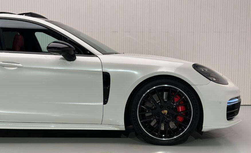 Porsche Panamera Turbo