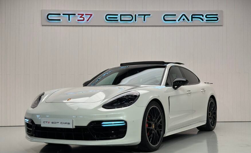 Porsche Panamera Turbo