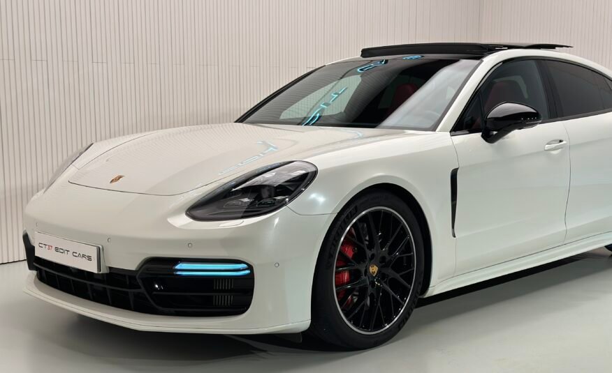 Porsche Panamera Turbo