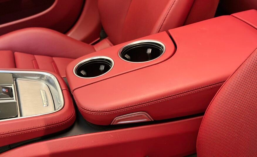 Porsche Panamera Turbo