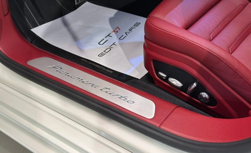 Porsche Panamera Turbo