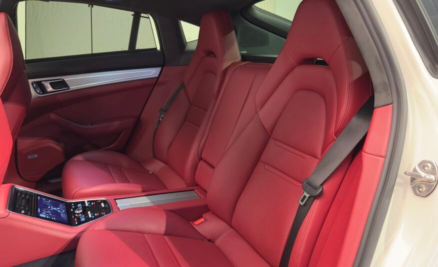 Porsche Panamera Turbo