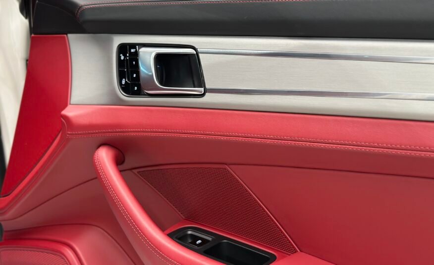 Porsche Panamera Turbo