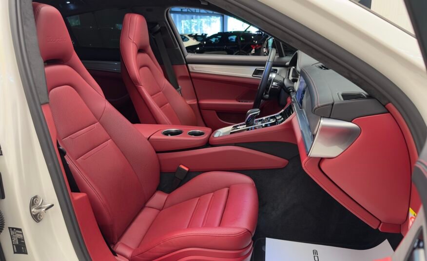 Porsche Panamera Turbo