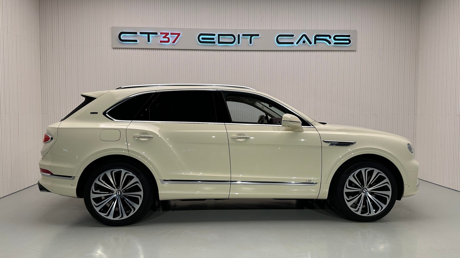 Bentley Bentayga V8 First Edition