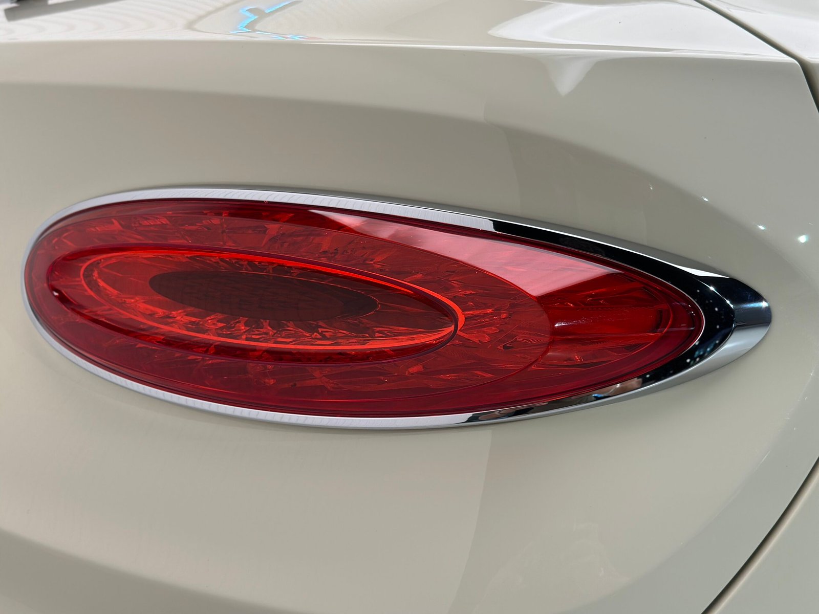 Bentley Bentayga V8 First Edition