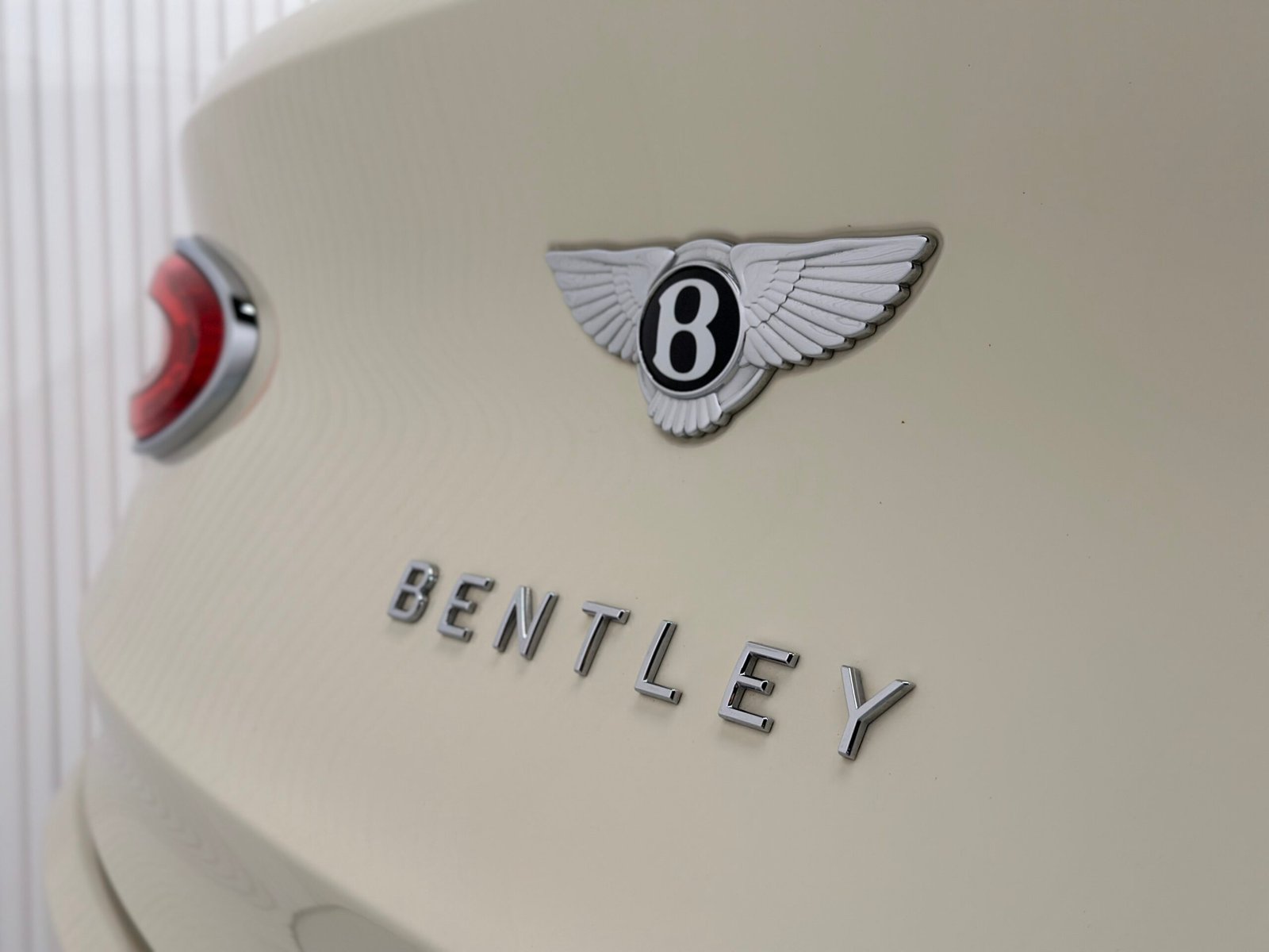 Bentley Bentayga V8 First Edition