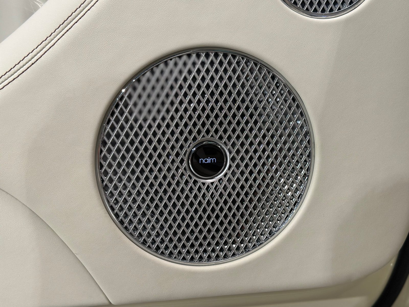 Bentley Bentayga V8 First Edition