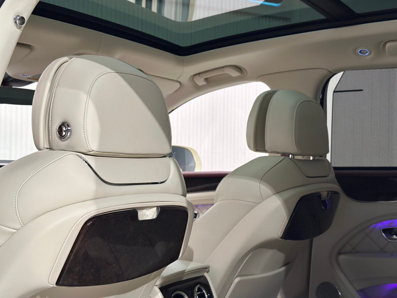 Bentley Bentayga V8 First Edition