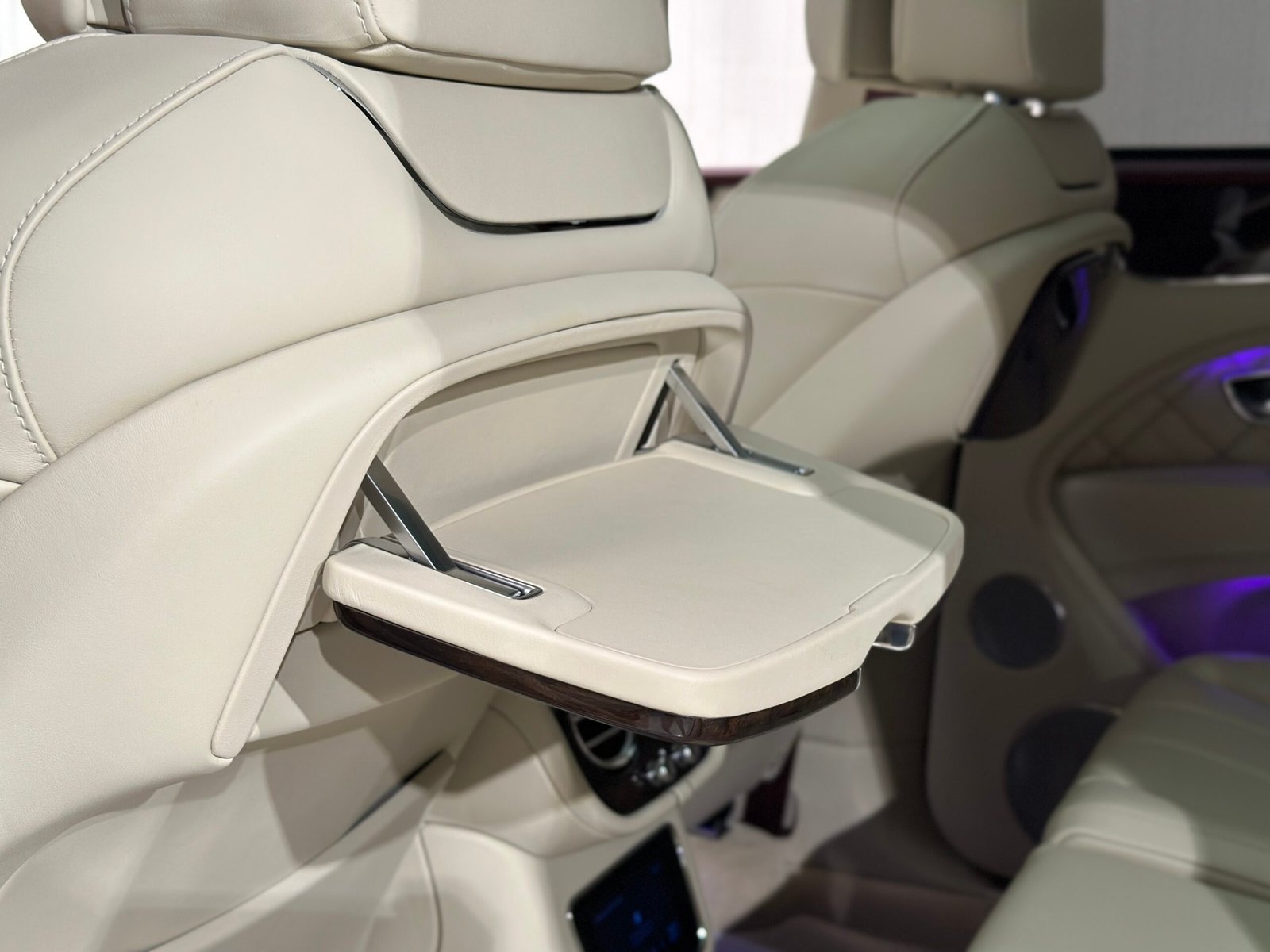 Bentley Bentayga V8 First Edition