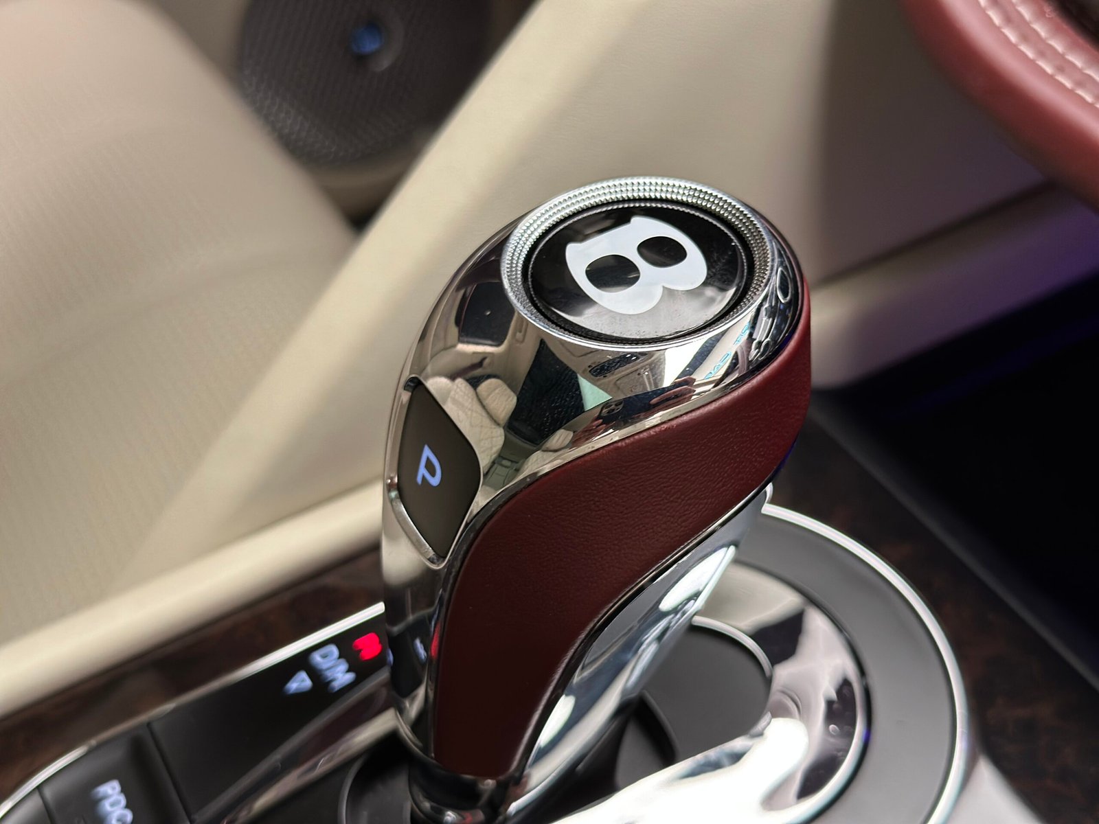 Bentley Bentayga V8 First Edition