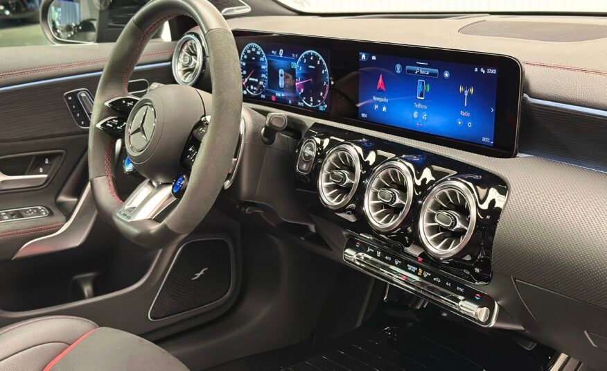 Mercedes Benz CLA 45S Shooting Brake