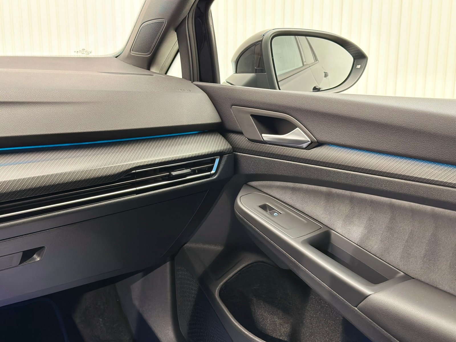 Volkswagen Golf R Variant