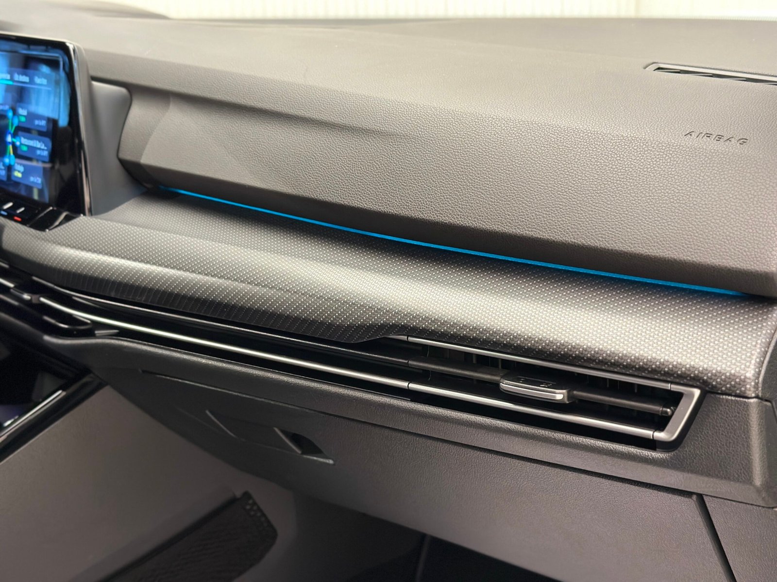 Volkswagen Golf R Variant