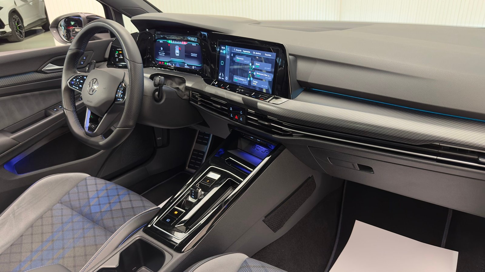 Volkswagen Golf R Variant