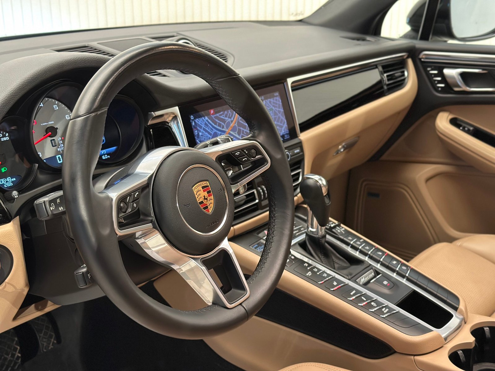 Porsche Macan S