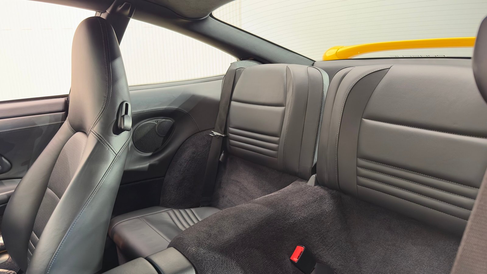 Porsche 911 Carrera Coupe