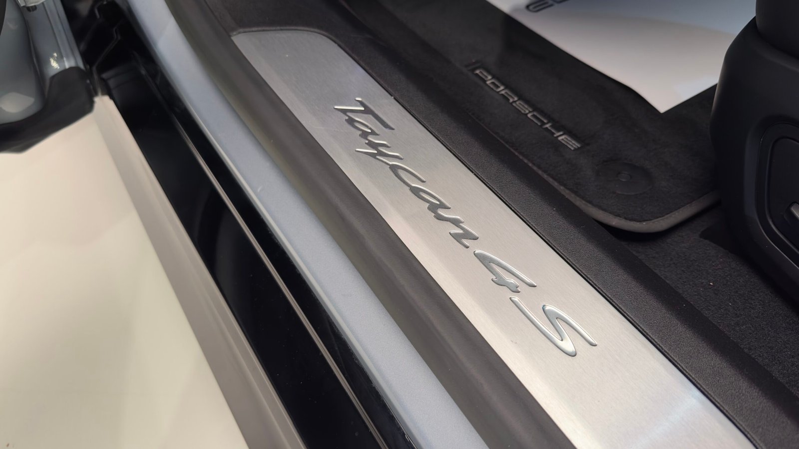 Porsche Taycan 4S Sport Turismo