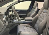 Audi RSQ8 Performance