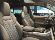 Audi RSQ8 Performance