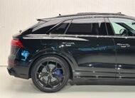 Audi RSQ8 Performance