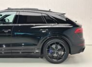 Audi RSQ8 Performance