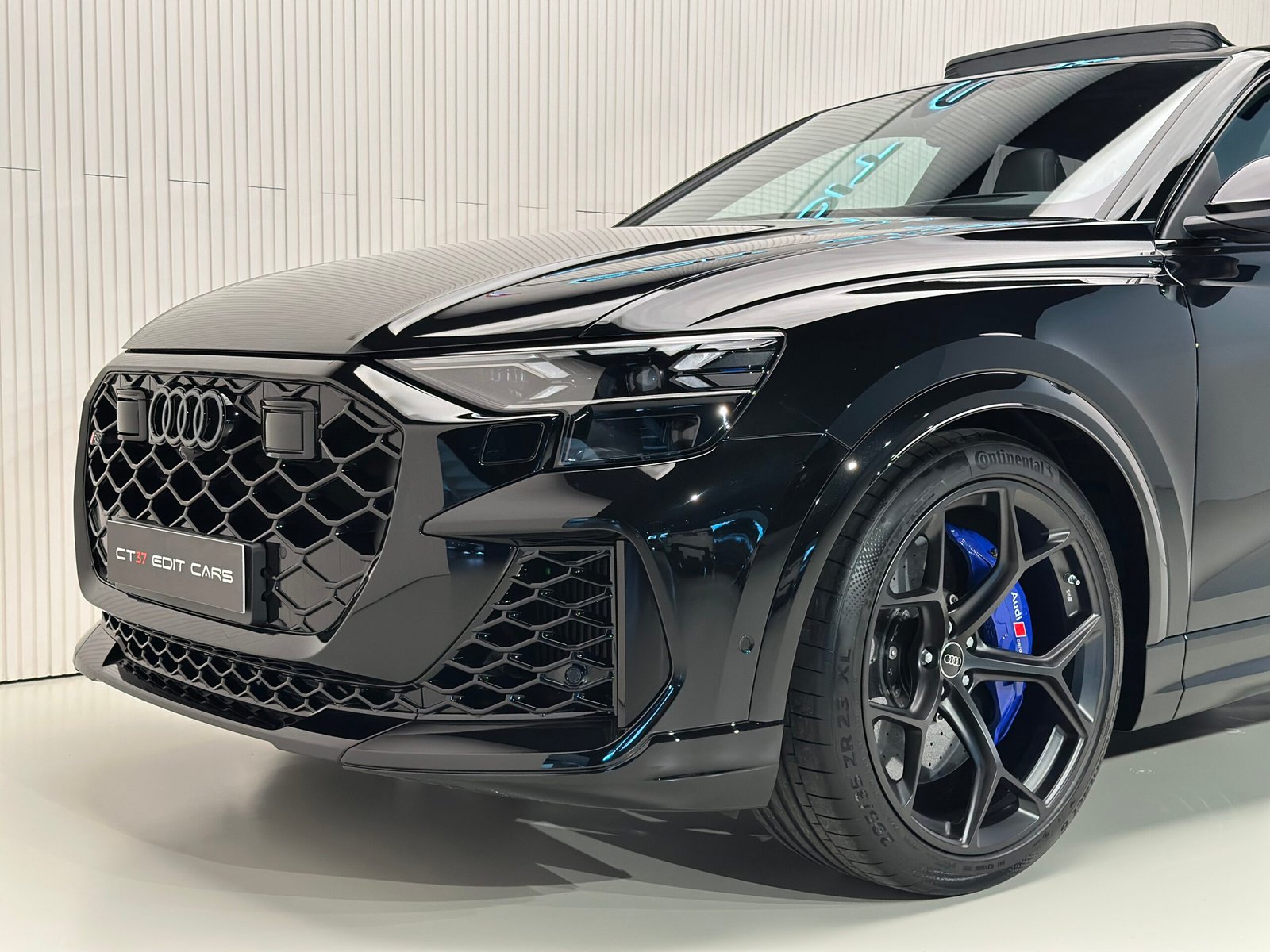 Audi RSQ8 Performance