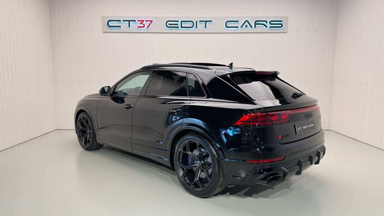 Audi RSQ8 Performance