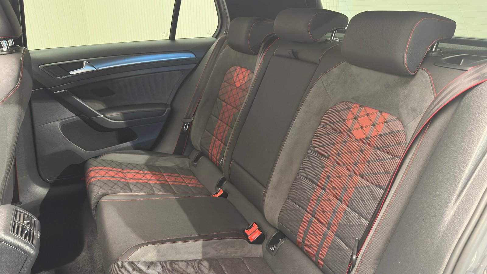 Volkswagen Golf GTI TCR