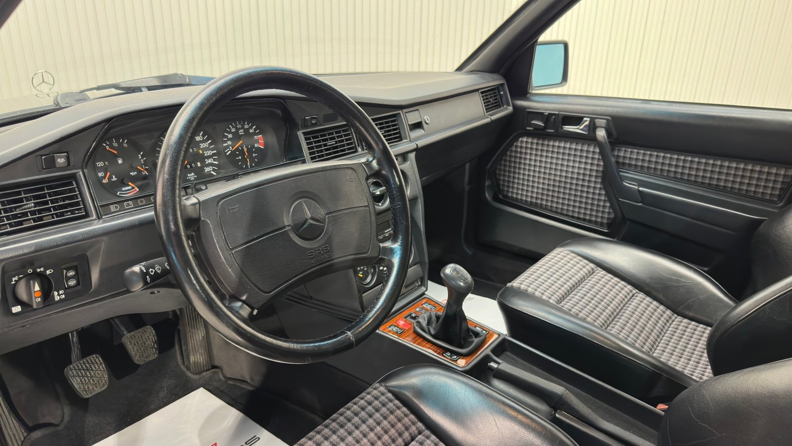 Mercedes-Benz 190 E Sportline