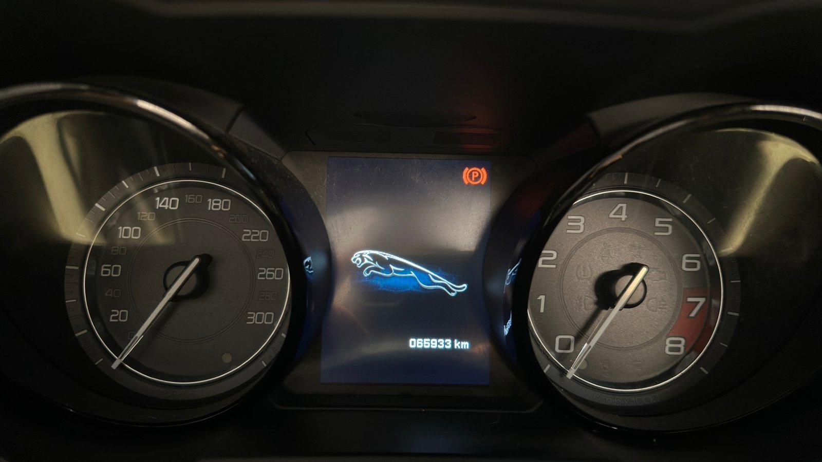 Jaguar F-Type British Design Edition