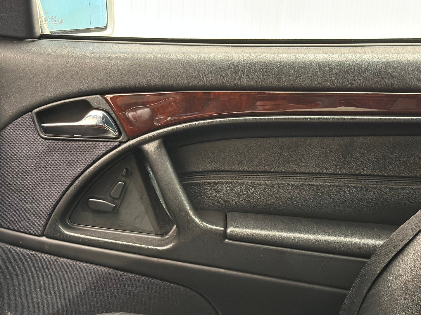 Mercedes-Benz SL 500